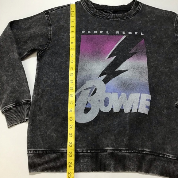 Simply Vera Vera Wang David Bowie Rebel Graphic crewneck Sweatshirt - Picture 10 of 12